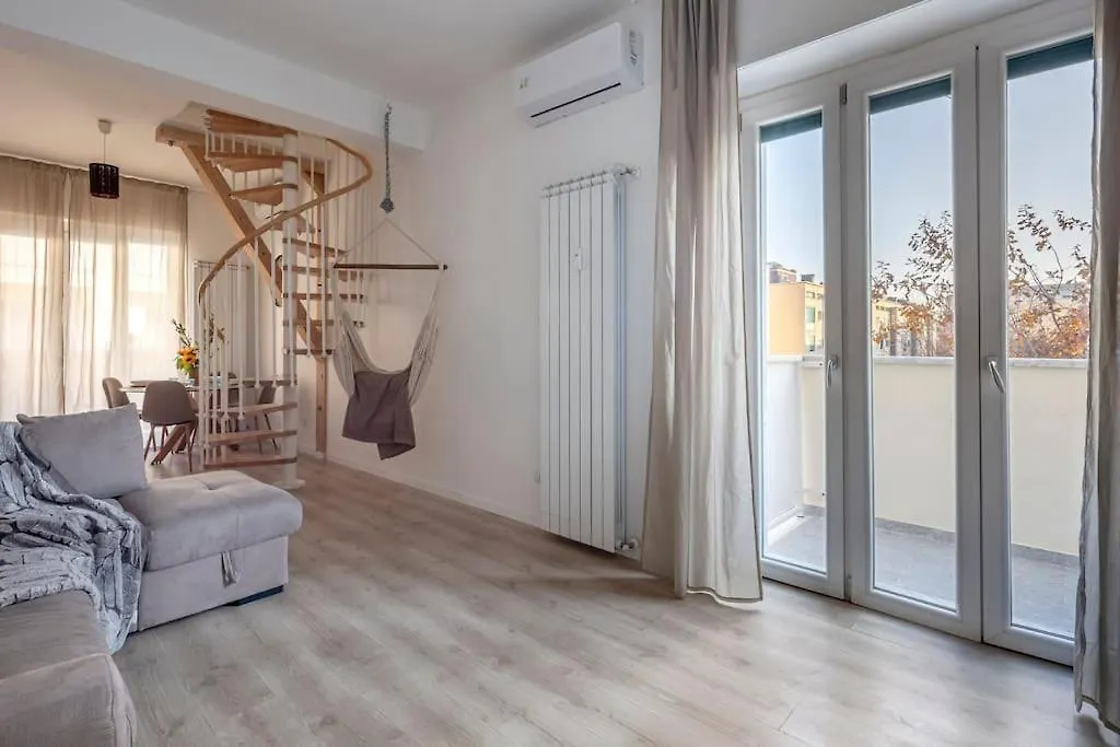 Cozy Apartment 1 Min From New Mm4 Argonne Milão Itália