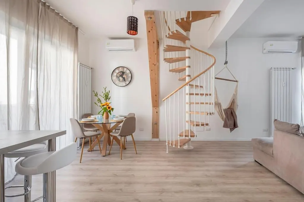 Cozy Apartment 1 Min From New Mm4 Argonne Milão 0*,